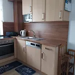 At Silva's Place * פטוי